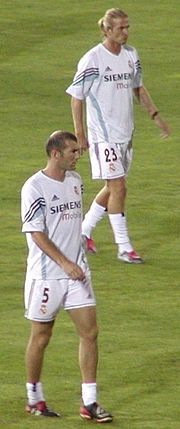 180px-Beckham_zidane.jpg